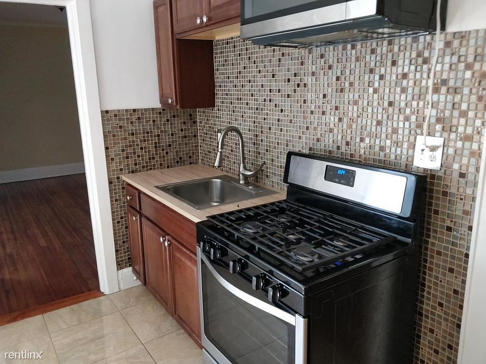 2nd image of 3814 Prospect Ave E APT 303