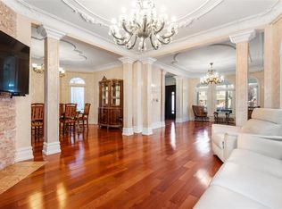 2666 E 19th St, Brooklyn, NY 11235