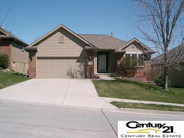 1st image of 5002 Fountain Dr