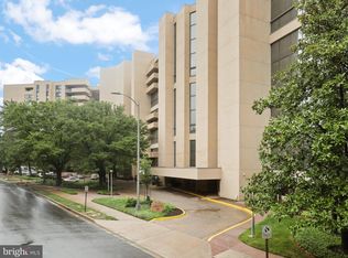 1101 S Arlington Ridge Rd APT 104, Arlington, VA 22202