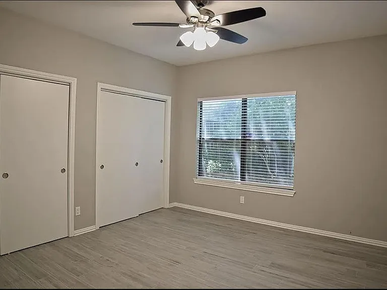 7340 Skillman St — Photo 10