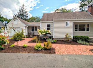 303 Firetown Rd, Simsbury, CT 06070