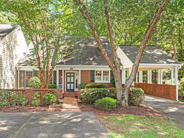 212 Selkirk Pl, Durham, NC 27707