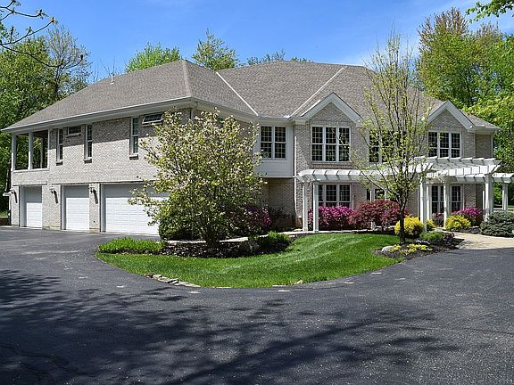 4th image of 2637 Manistique Lakes Dr