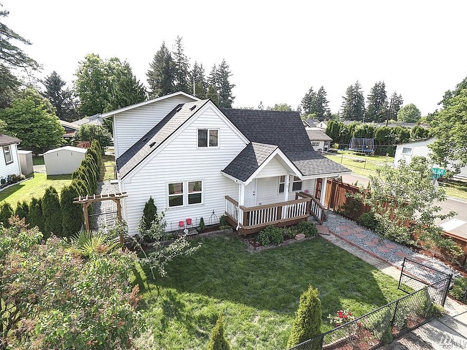 Huge Corner Lot