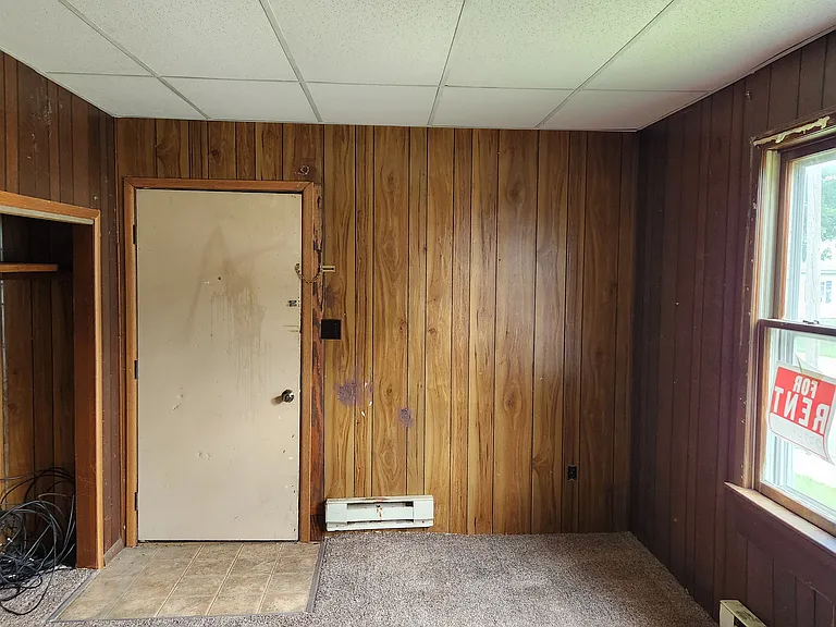 223 E Ballard Ave — Photo 6