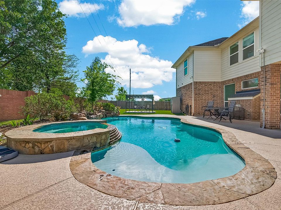 1st image of 18915 Juniper Bend Ct