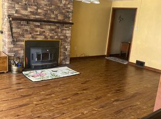 830 Midland Ave, Midland, PA 15059