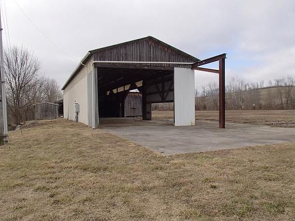 4th image of 2972 Highway 11w