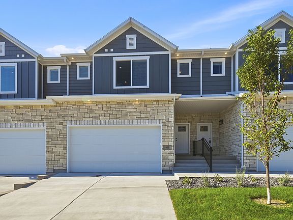 3rd image of 953 W Mountain Hollow Way