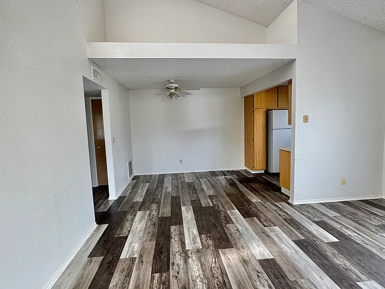 2519 Sunny Slope Dr #5 — Photo 6