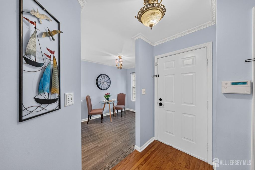303 Cobblestone Ct, Monmouth Junction, NJ - View 2