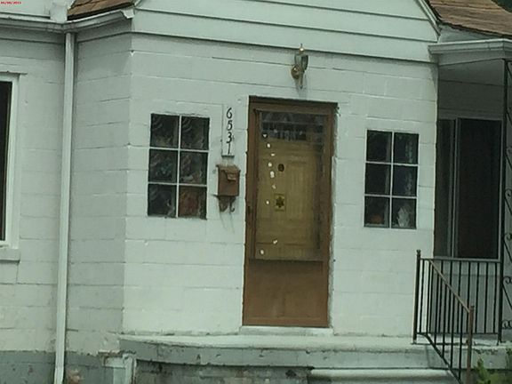 2nd image of 6531 Mettetal St
