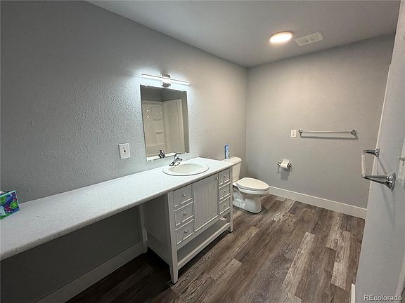 5th image of 209 E Highline Circle Bldg 209 #202