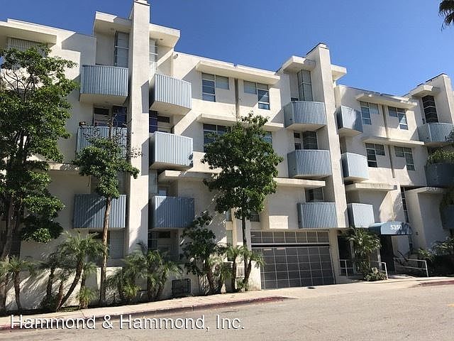 1st image of 5350 White Oak Ave APT 305