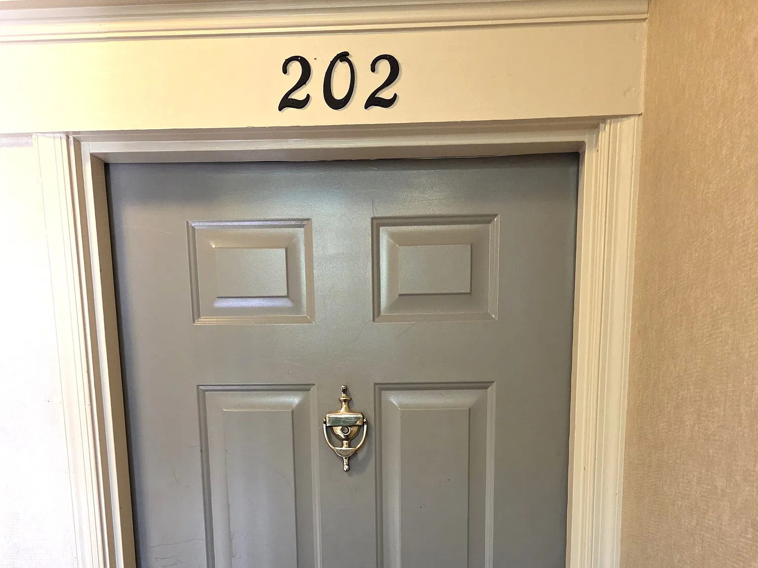 12100 Greenway Ct — Photo 3