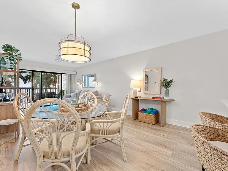 6287 Bahia Del Mar Cir #312 — Photo 15