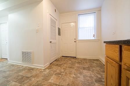 5th image of 7955 S Bishop St #2178227