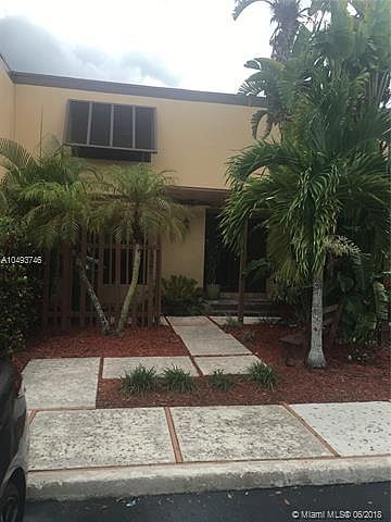1st image of 1321 E Golfview Dr
