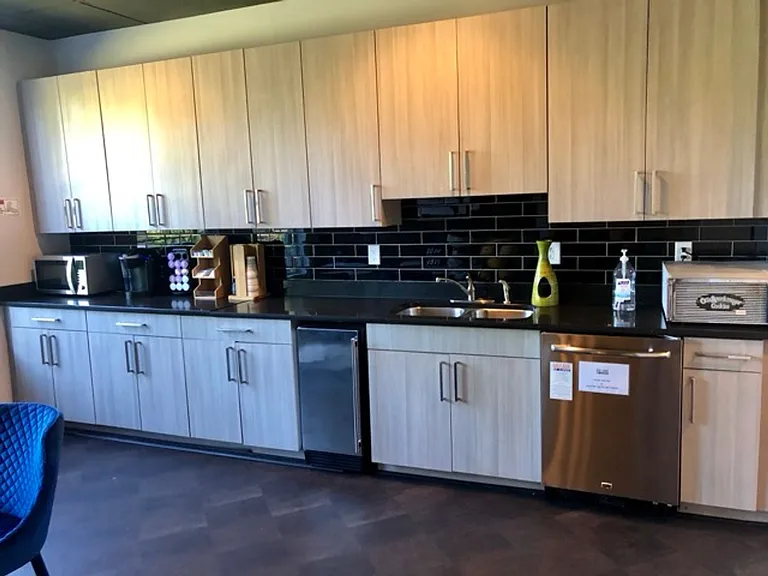 102 University Village Dr #L — Photo 19
