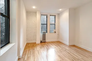 Rented by Algin Management