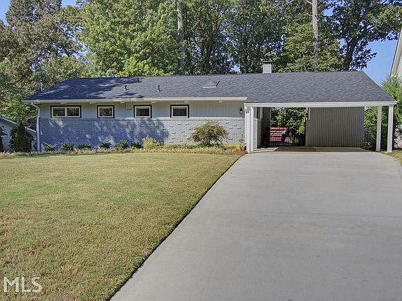2nd image of 2464 Wawona Dr
