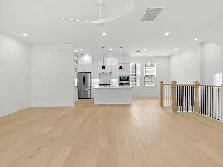 10607 Enclave Shadows Ct — Photo 5