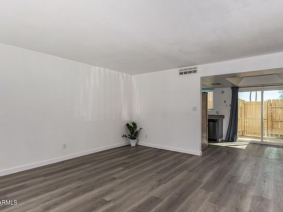 3rd image of 10411 N 11TH Avenue #35