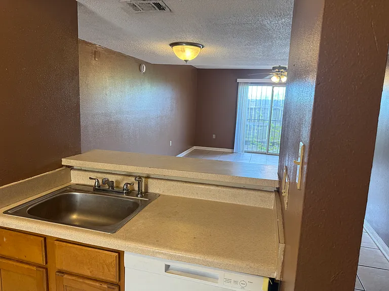 10700 Roger Dr #0 — Photo 6