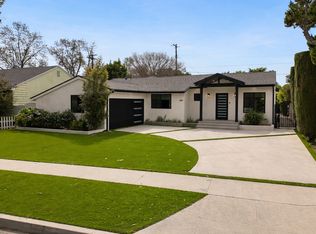 17106 Gault St, Van Nuys, CA 91406