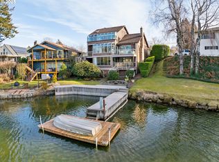 21615 NE Interlachen Ln, Fairview, OR 97024