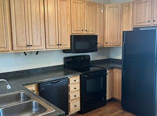 807 Catalina Cv, Luna Pier, MI 48157