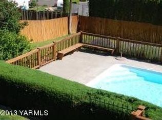 5510 Hilltop Dr, Yakima, WA 98901