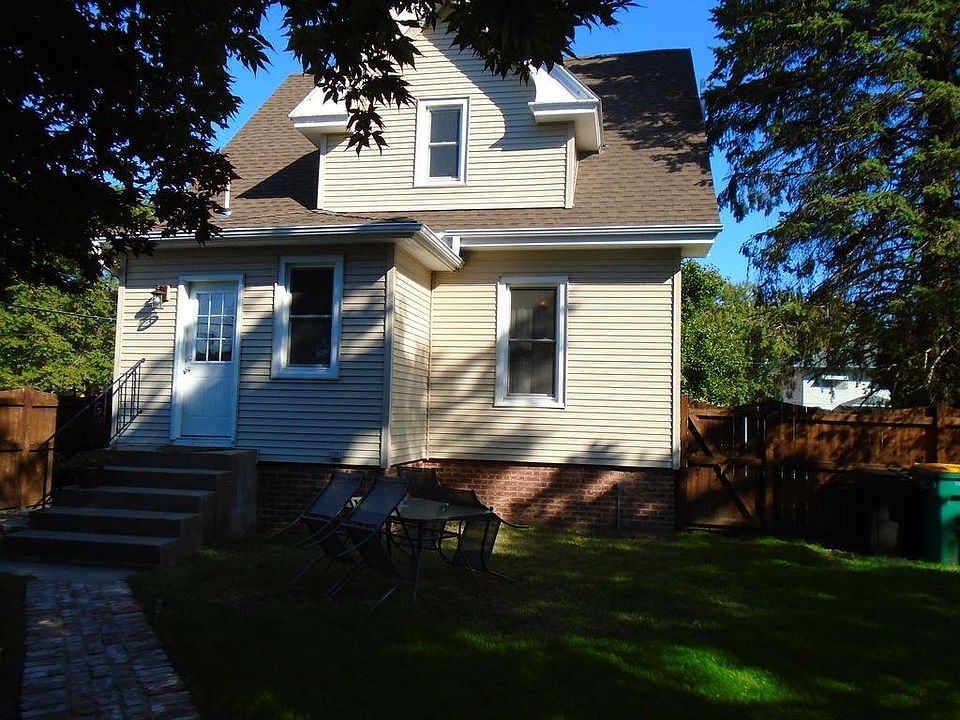 1st image of 598 Clark St
