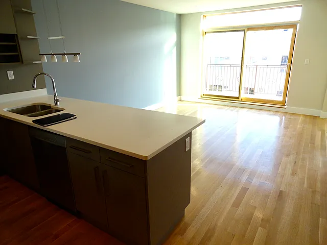 191 Huron St #2D — Photo 2