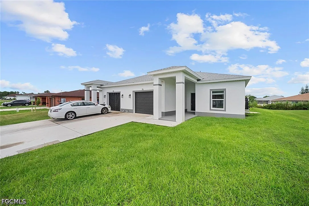 3 bed, 2.0 bath, 1180 sqft, $1,600 — Photo 1