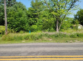 2001 Valley View Rd, Valley, PA 16148