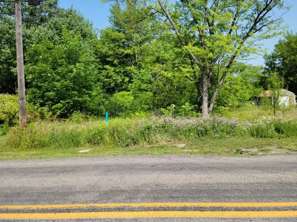 2001 Valley View Rd, Valley, PA 16148