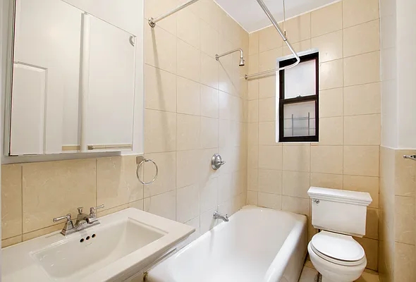 Rented by Compass | media 10