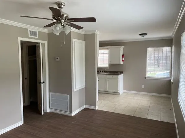 3815 Briley St #3, Houston, TX 77004