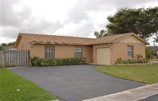 1st image of 10820 NW 21st Ct