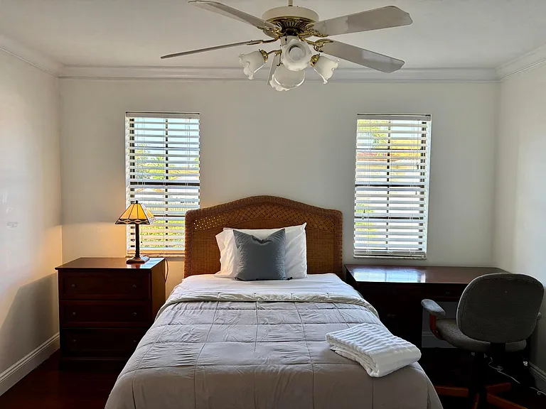 1760 Shoreside Cir — Photo 14