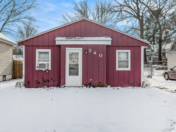 340 Stowell St NW, Comstock Park, MI 49321