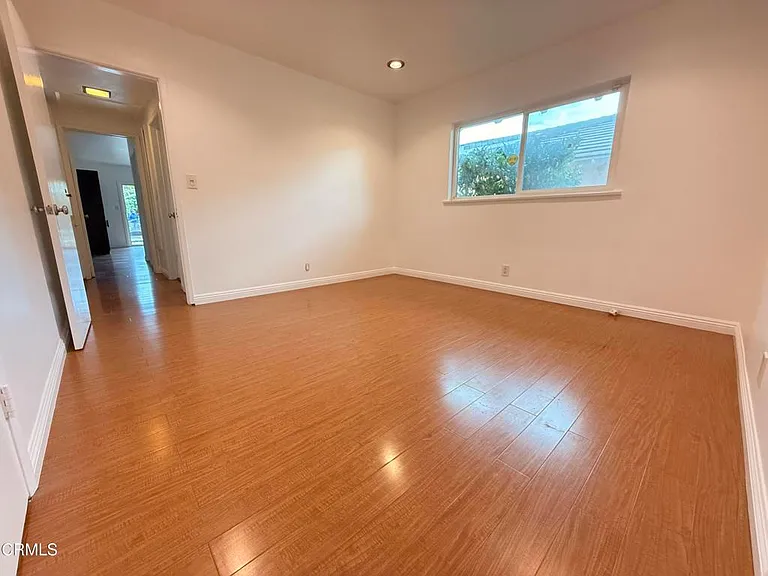 1126 Louise Ave — Photo 29