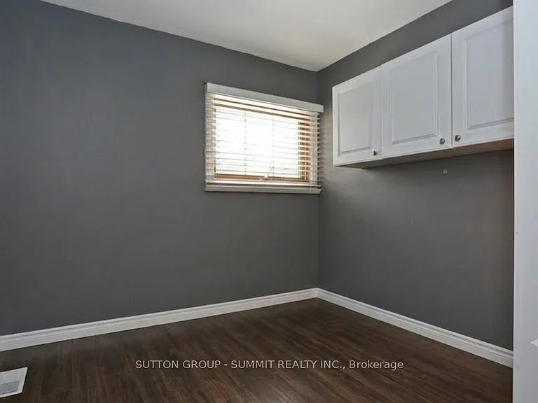 1065 Bomorda Dr — Photo 11