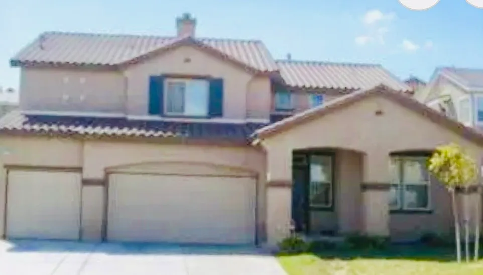 4 bed, 3062 sqft, $4,250 — Photo 1
