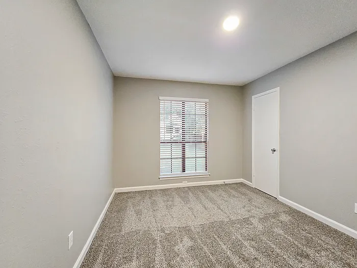 1612 Cindy Ct — Photo 13