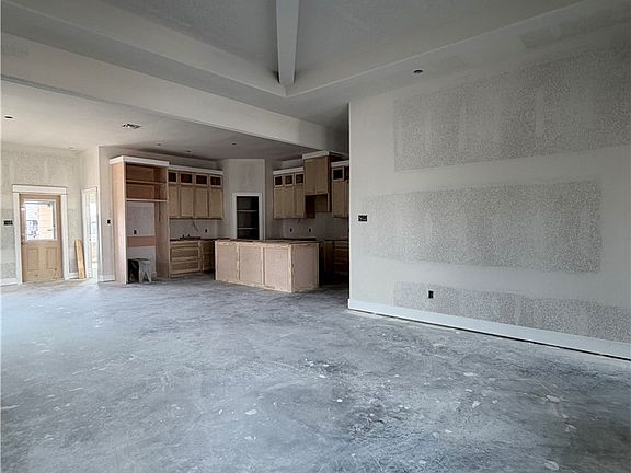 5th image of 2418 Reyhans Way