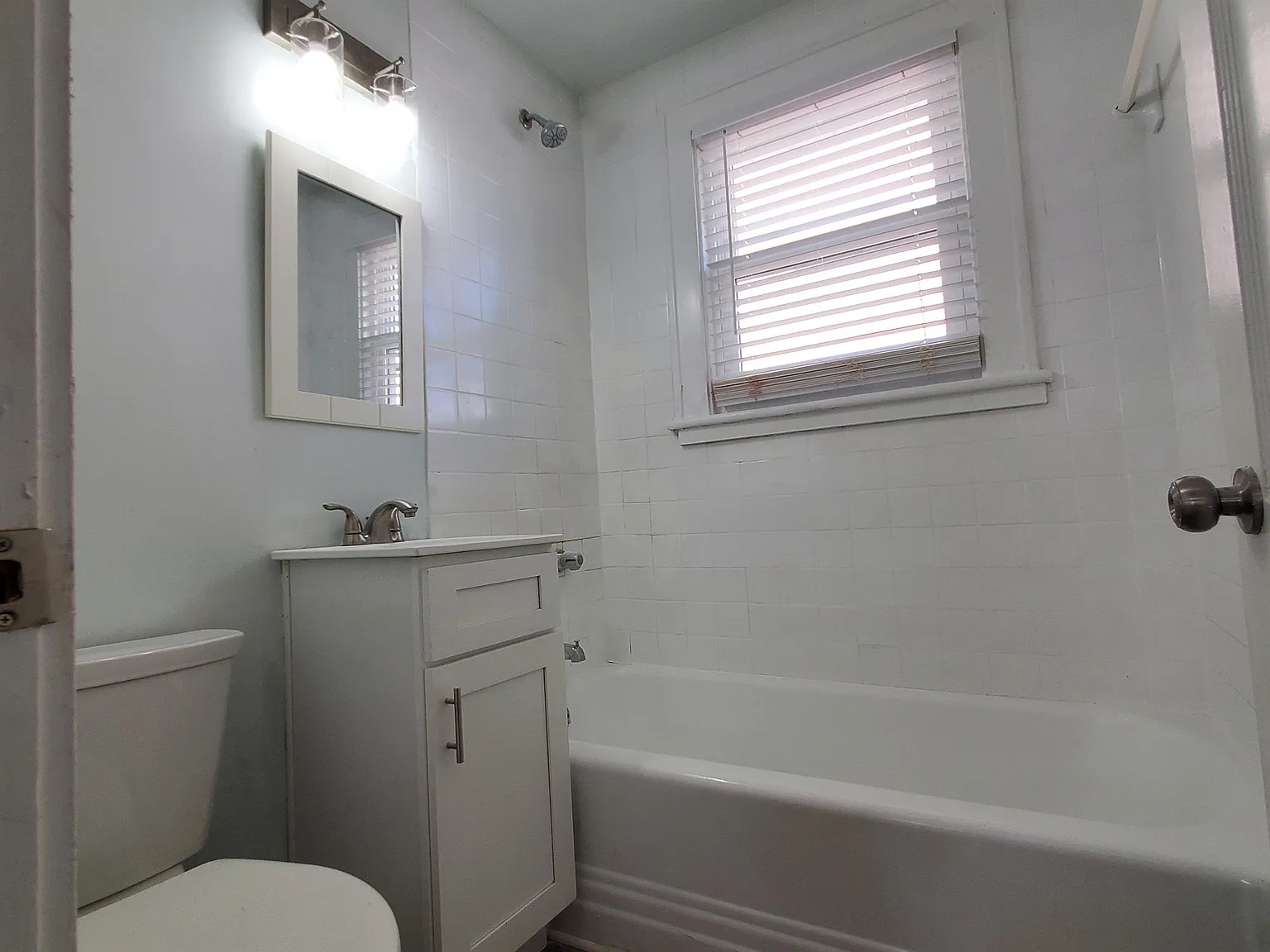 366 Merrimac Ave, Hampton, Va. 23661 - 1 — Photo 2