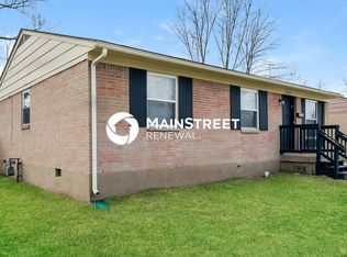 6506 Maravian Dr, Louisville, KY 40258